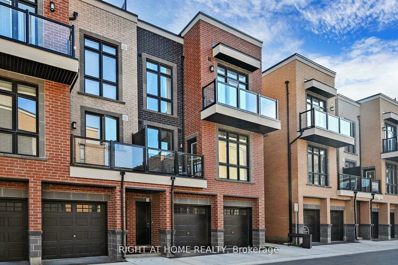 9, Phelps, Oak Ridges, Richmond Hill