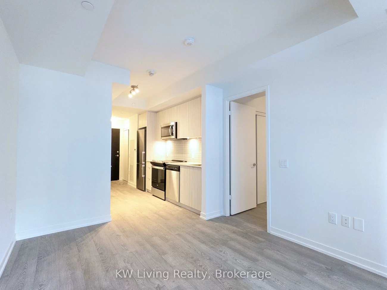 8868, Yonge, South Richvale, Richmond Hill