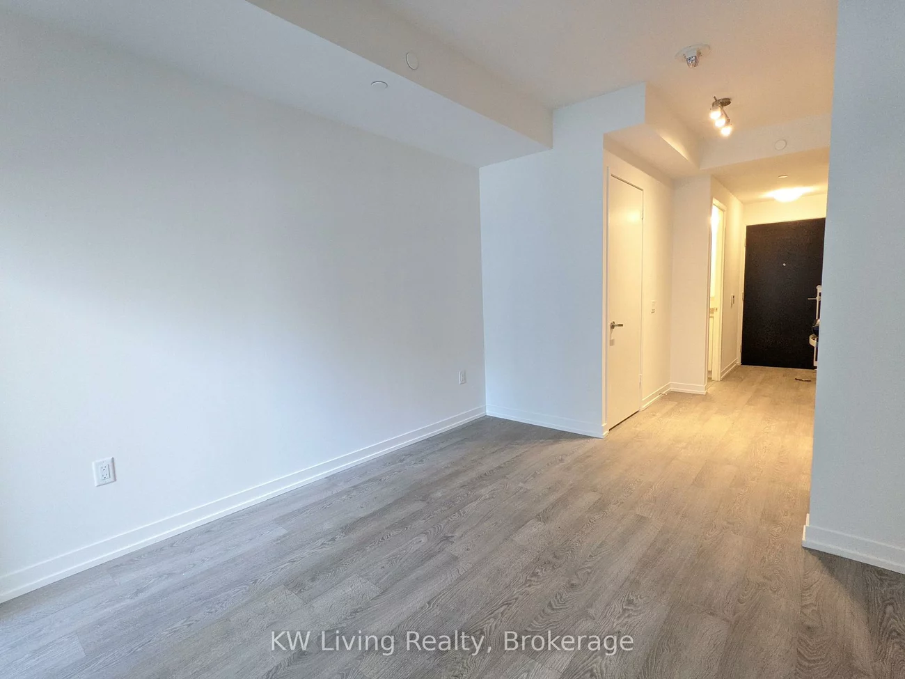 8868, Yonge, South Richvale, Richmond Hill