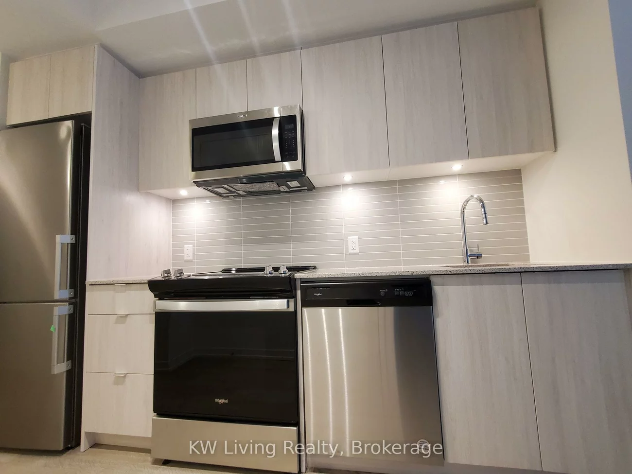 8868, Yonge, South Richvale, Richmond Hill