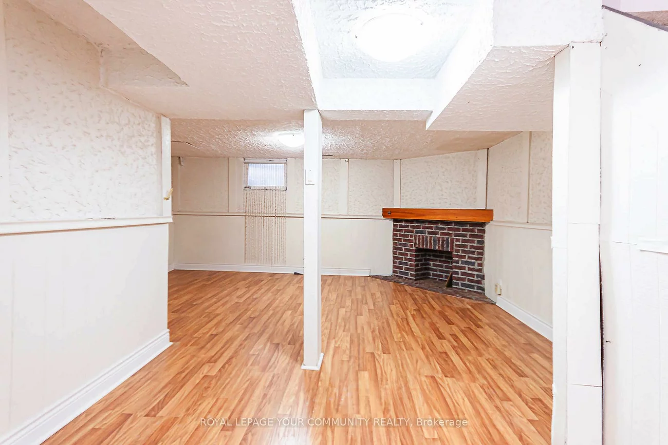 189, Springhead, North Richvale, Richmond Hill