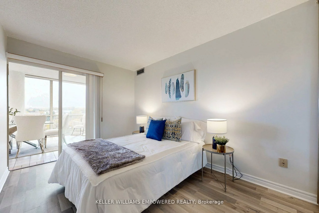 20, Harding, North Richvale, Richmond Hill