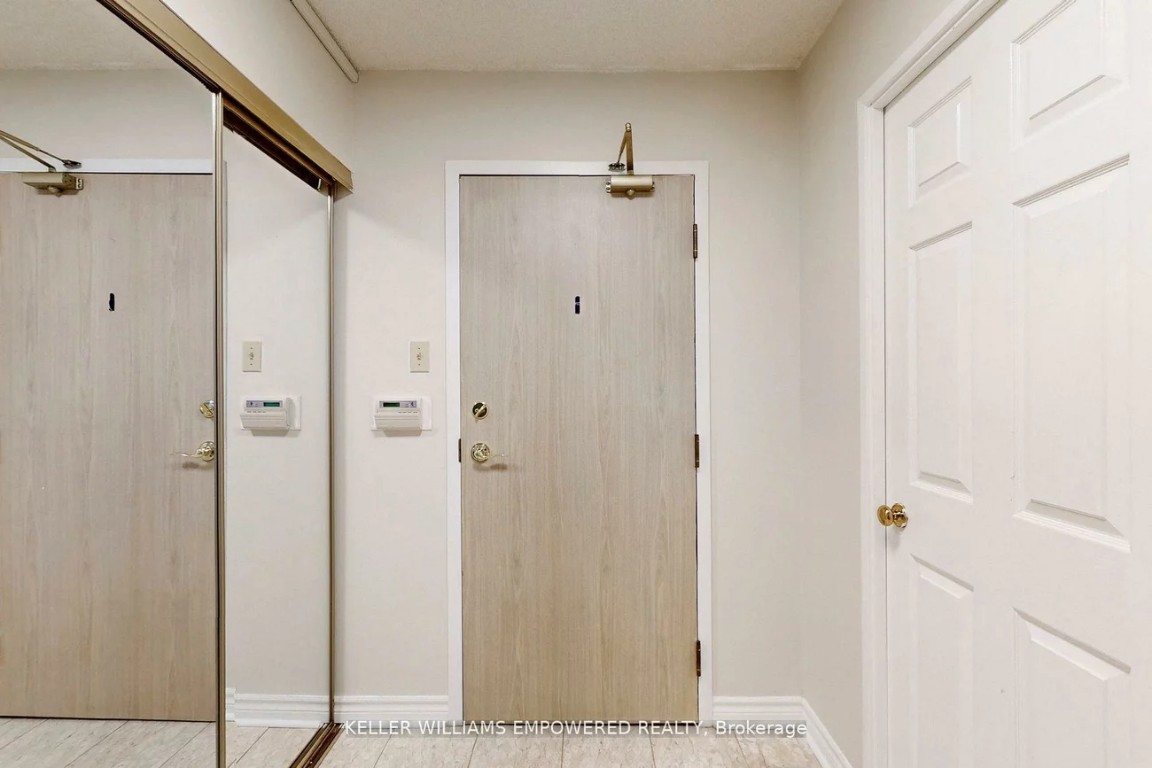 20, Harding, North Richvale, Richmond Hill