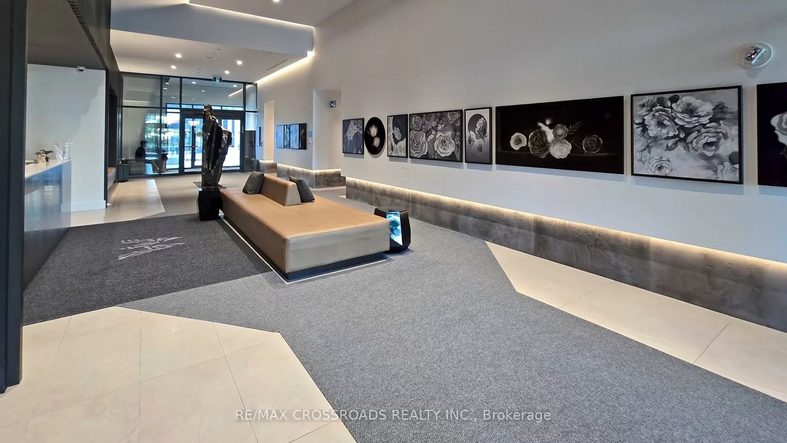 8868, yonge, South Richvale, Richmond Hill