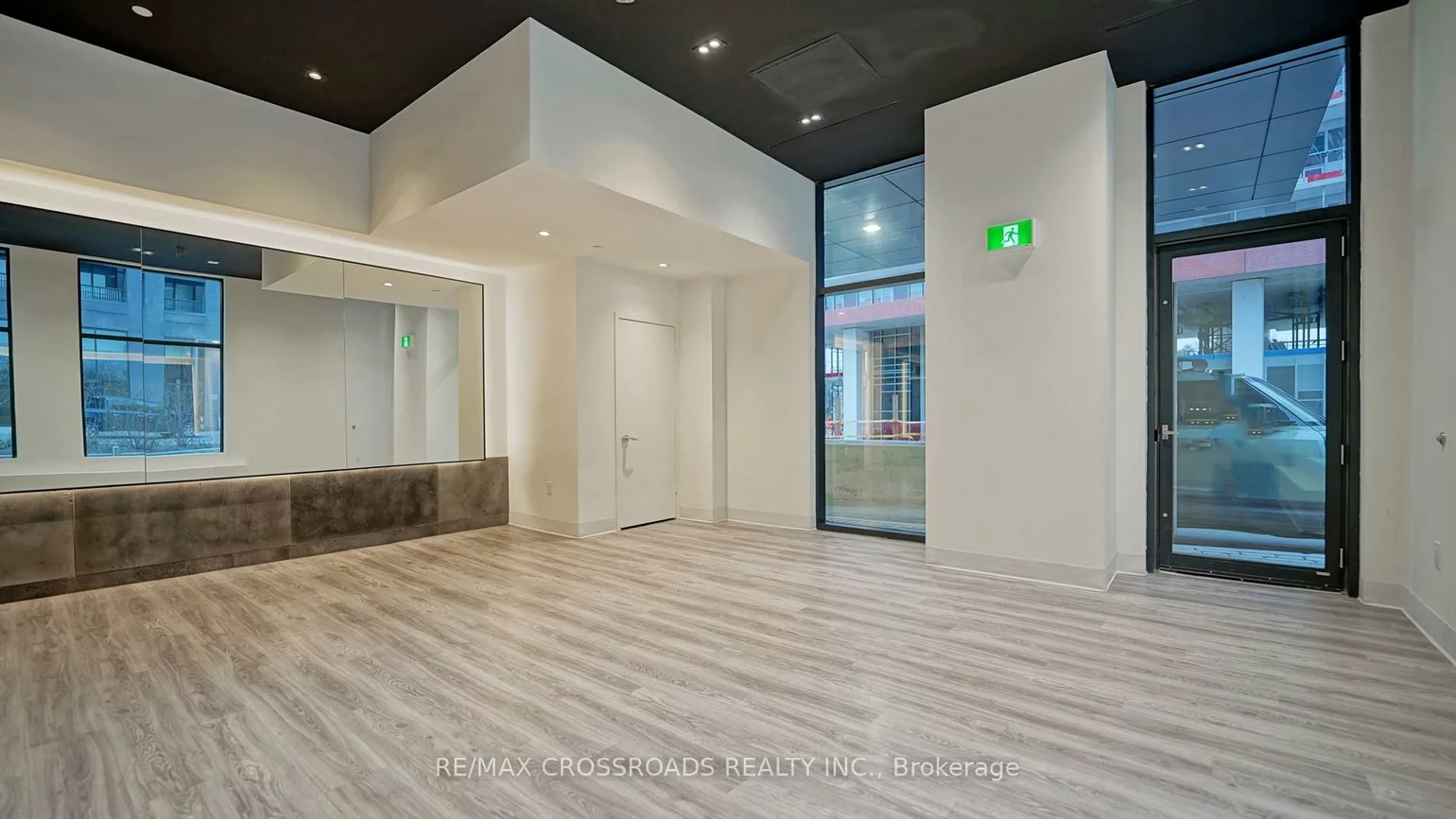 8868, yonge, South Richvale, Richmond Hill