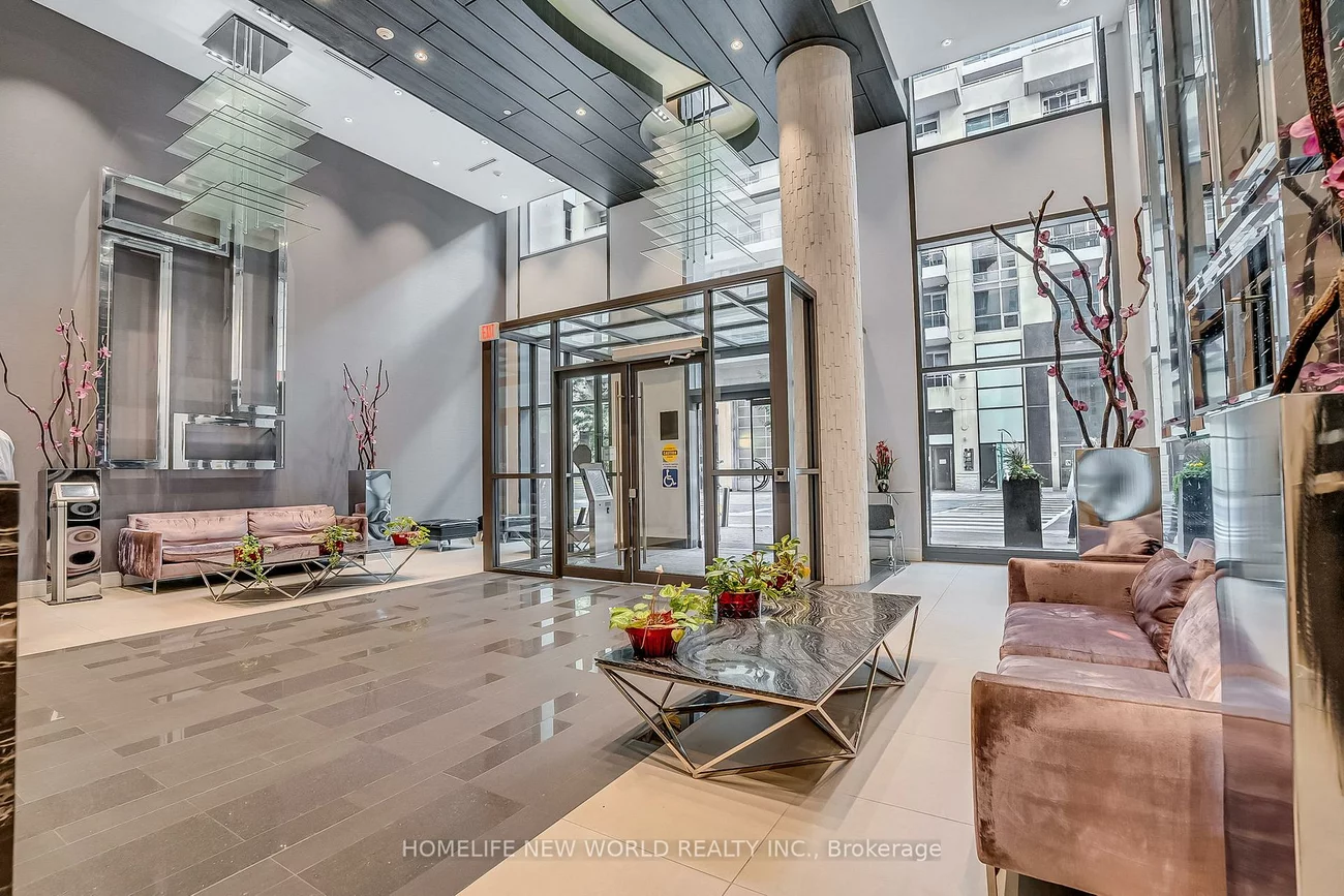 9205, Yonge, Langstaff, Richmond Hill