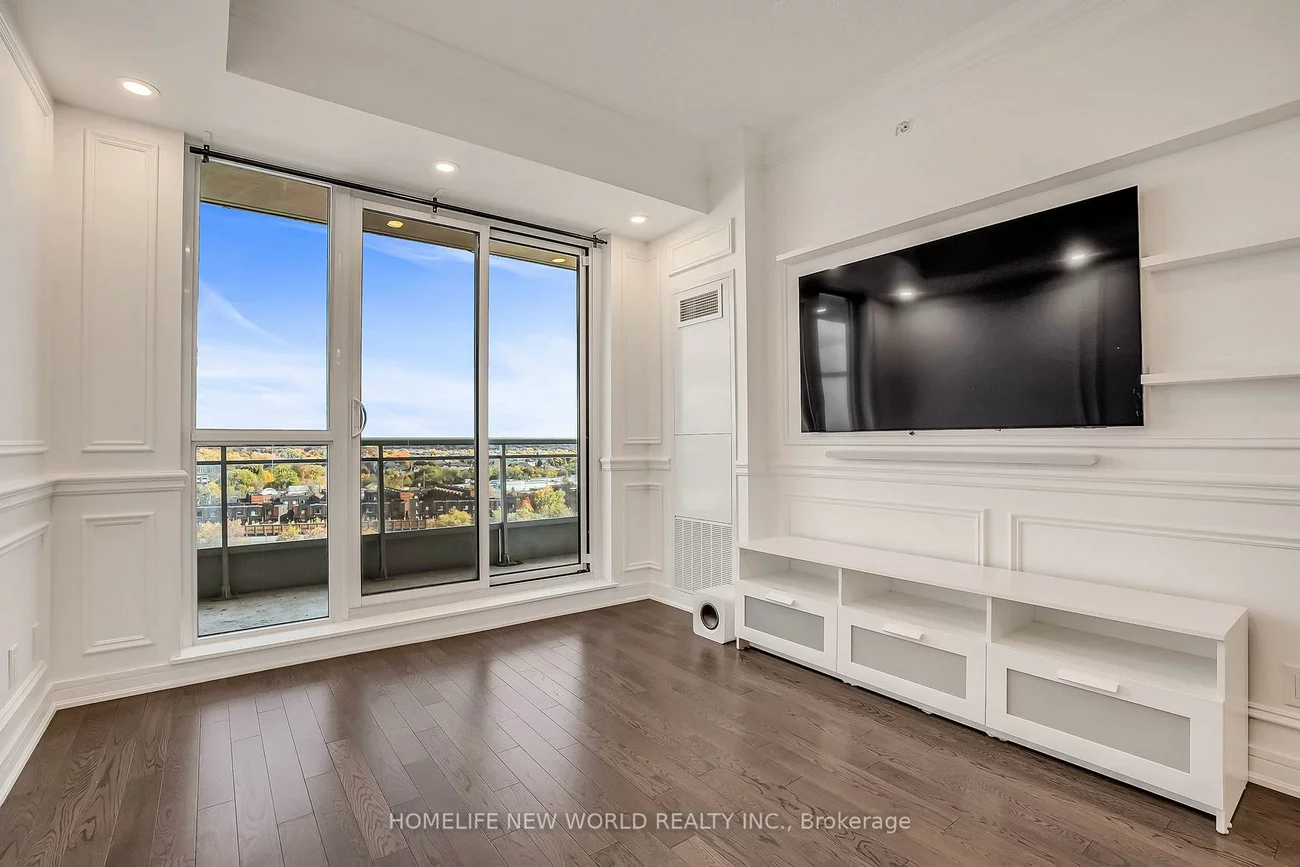 9205, Yonge, Langstaff, Richmond Hill