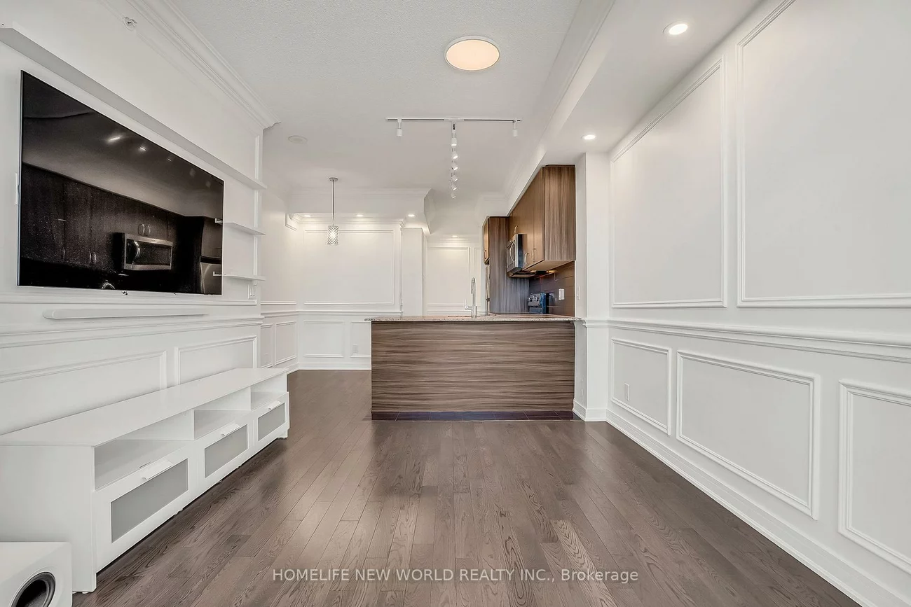 9205, Yonge, Langstaff, Richmond Hill