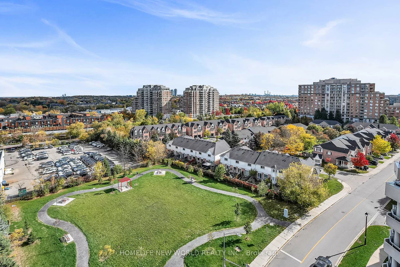 9205, Yonge, Langstaff, Richmond Hill