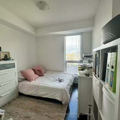 9205, Yonge, Langstaff, Richmond Hill