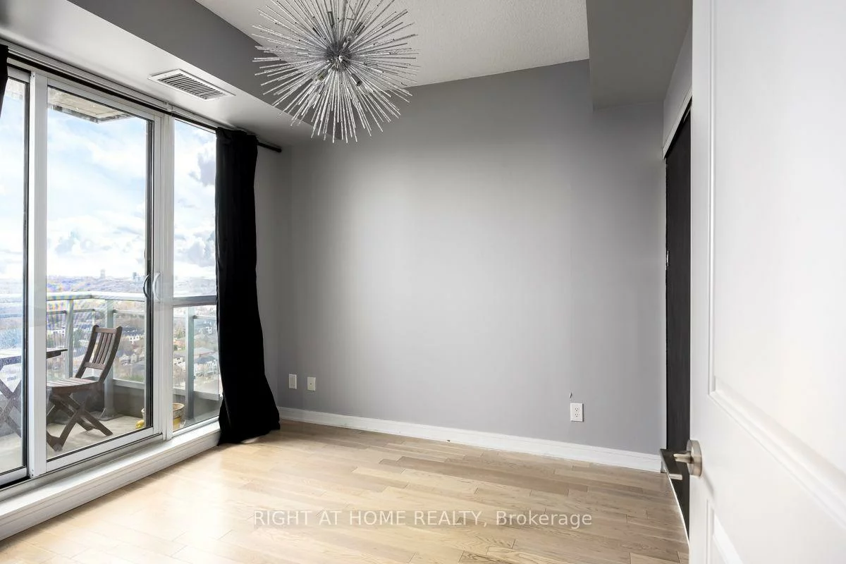 9201, YONGE, Langstaff, Richmond Hill