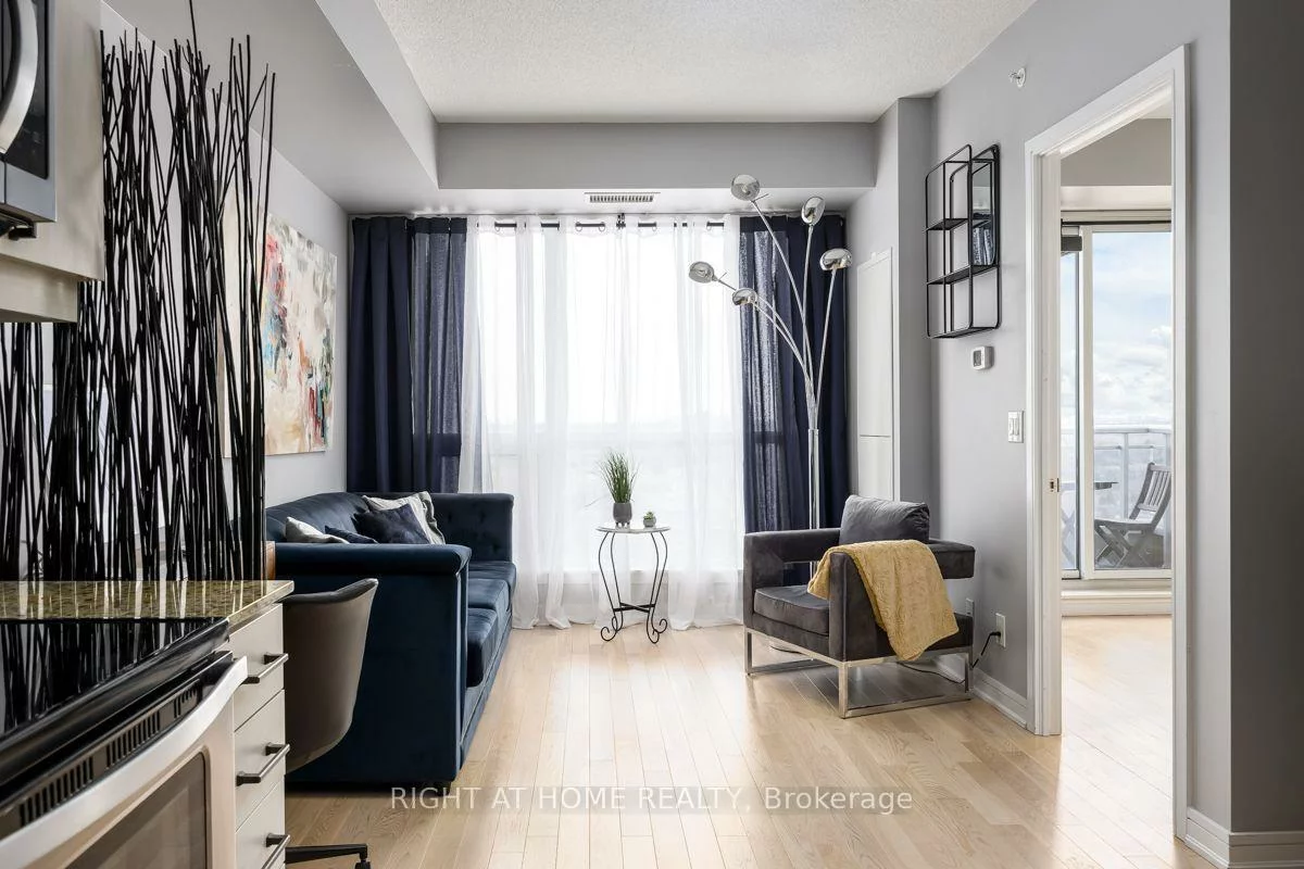 9201, YONGE, Langstaff, Richmond Hill