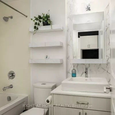 9201, YONGE, Langstaff, Richmond Hill