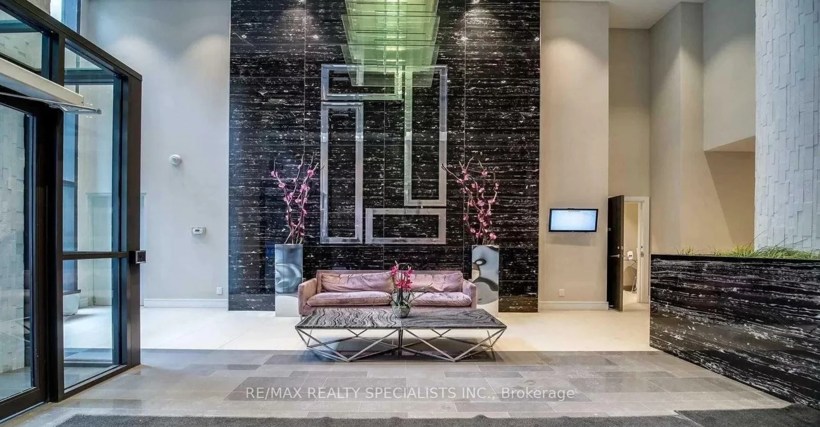 9205, Yonge, Langstaff, Richmond Hill