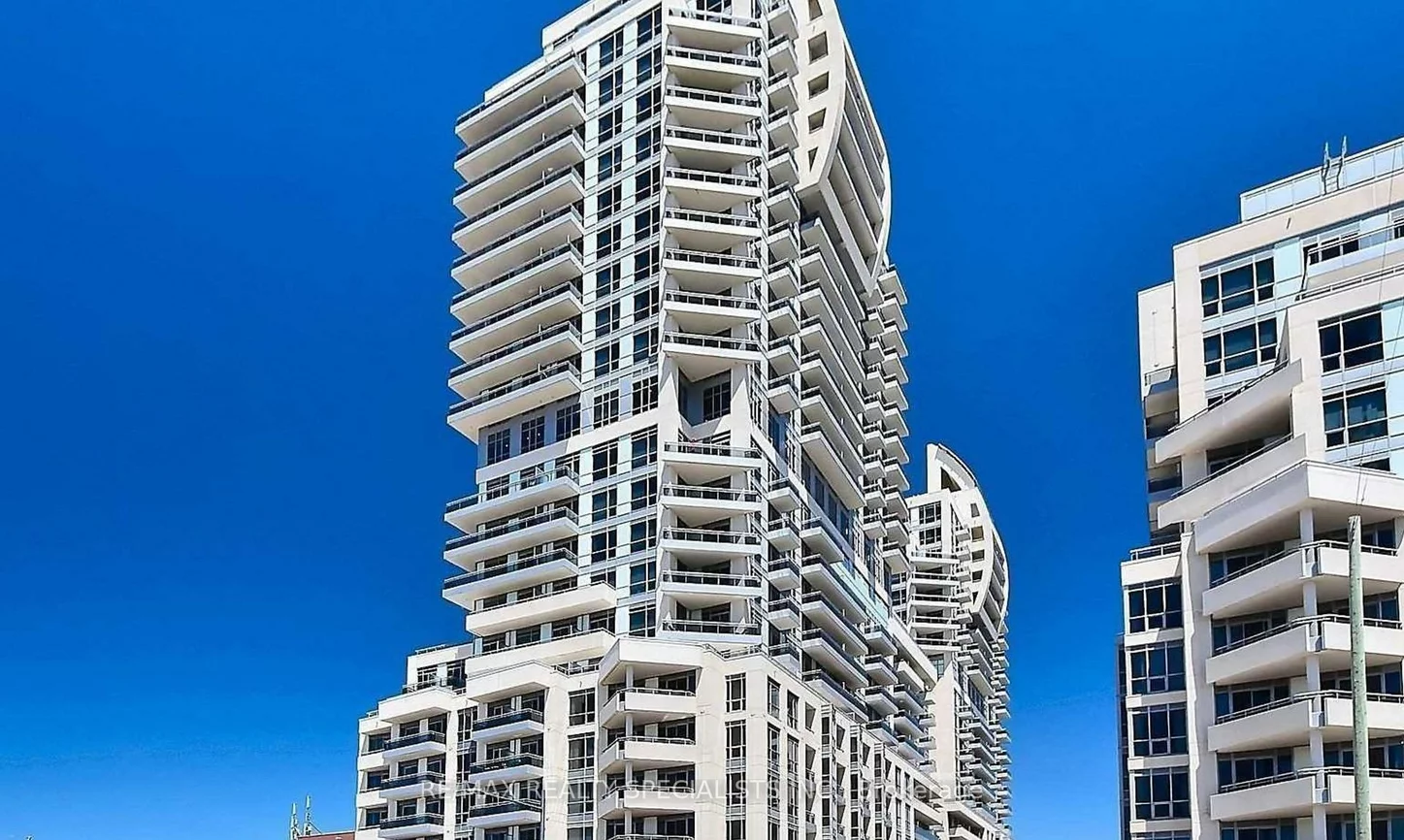 9205, Yonge, Langstaff, Richmond Hill