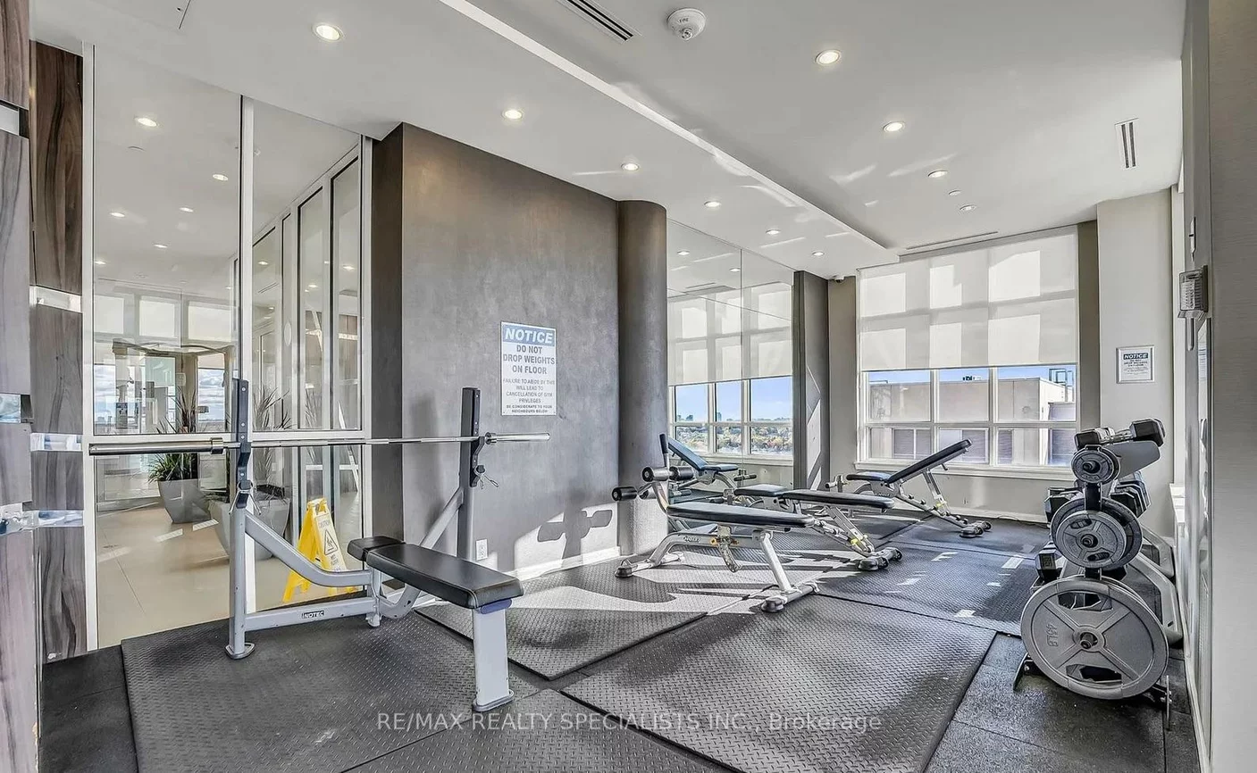 9205, Yonge, Langstaff, Richmond Hill