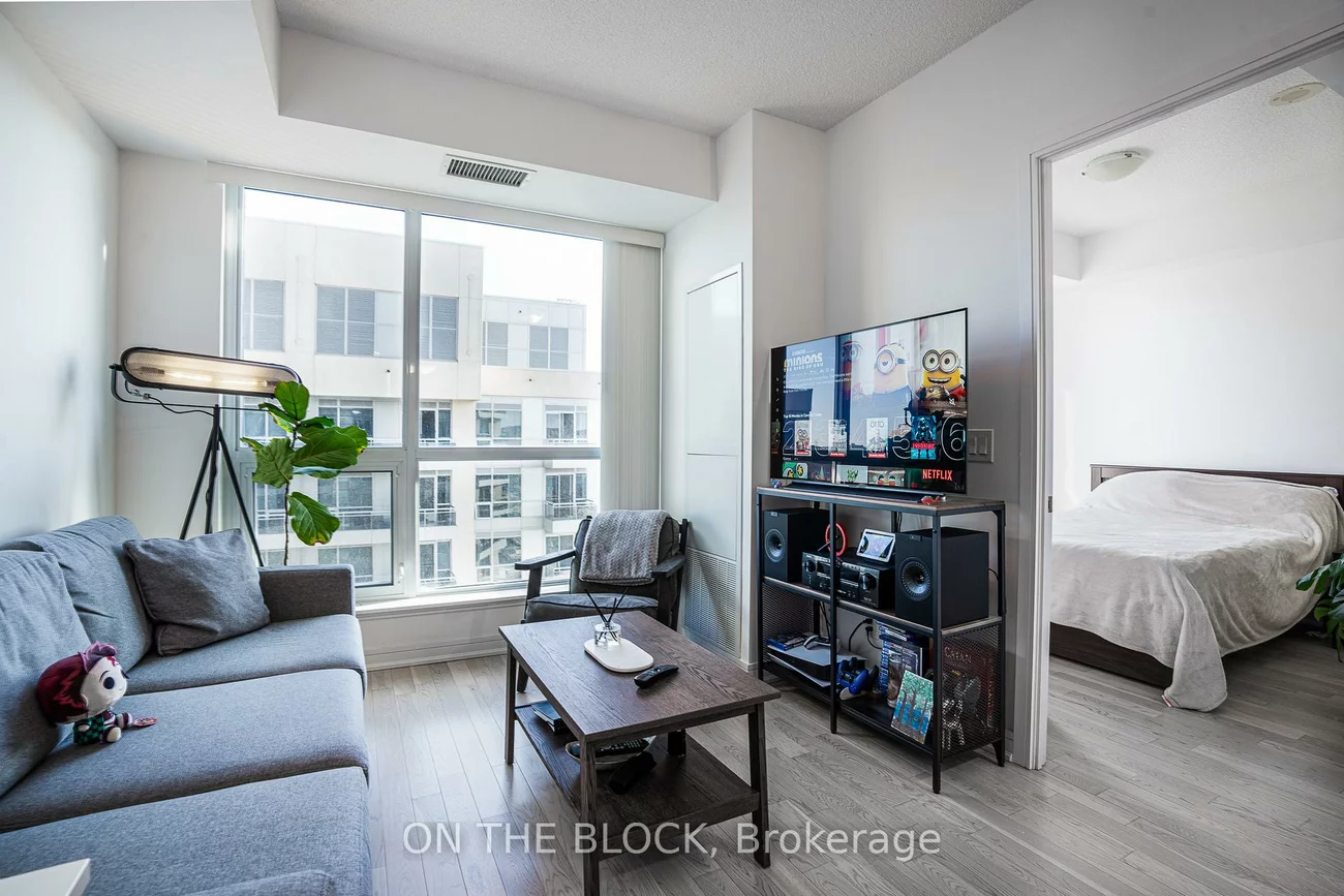 9201, Yonge, Langstaff, Richmond Hill