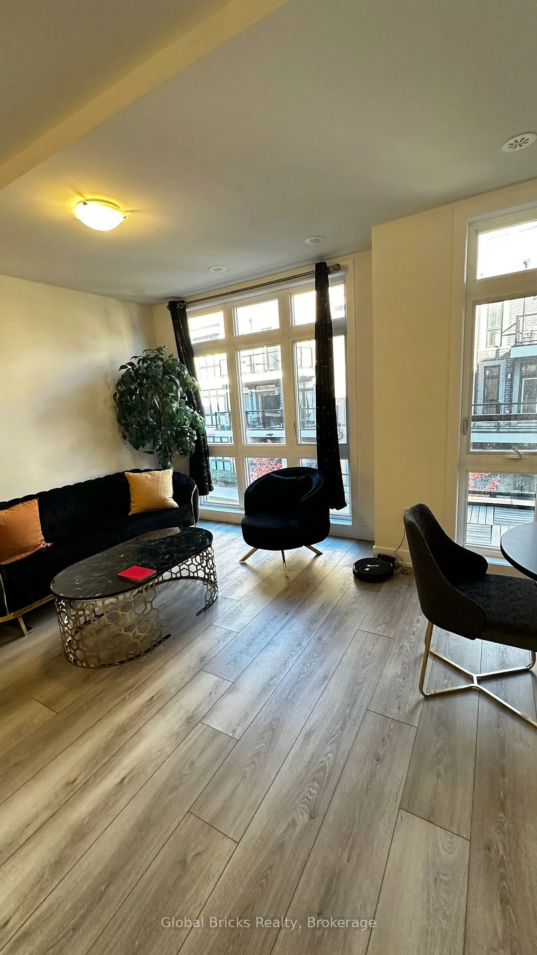 2, Phelps, Oak Ridges, Richmond Hill