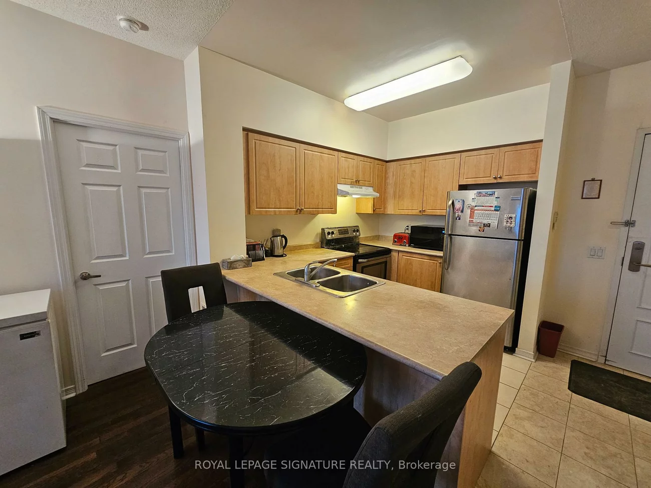 350, Red Maple, Langstaff, Richmond Hill