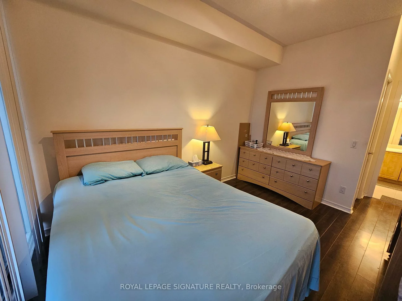 350, Red Maple, Langstaff, Richmond Hill