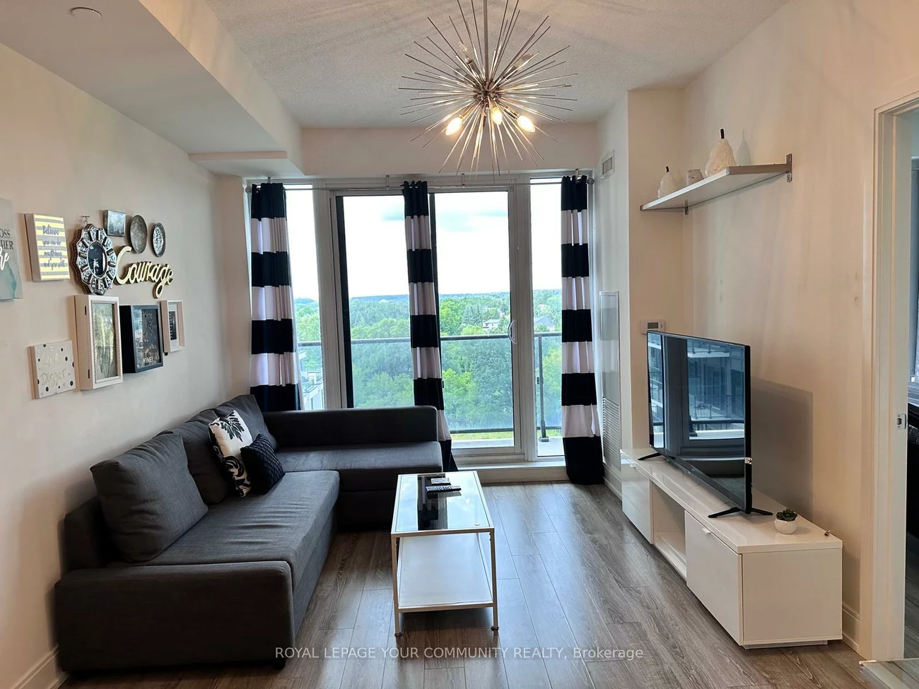 9600, Yonge, North Richvale, Richmond Hill