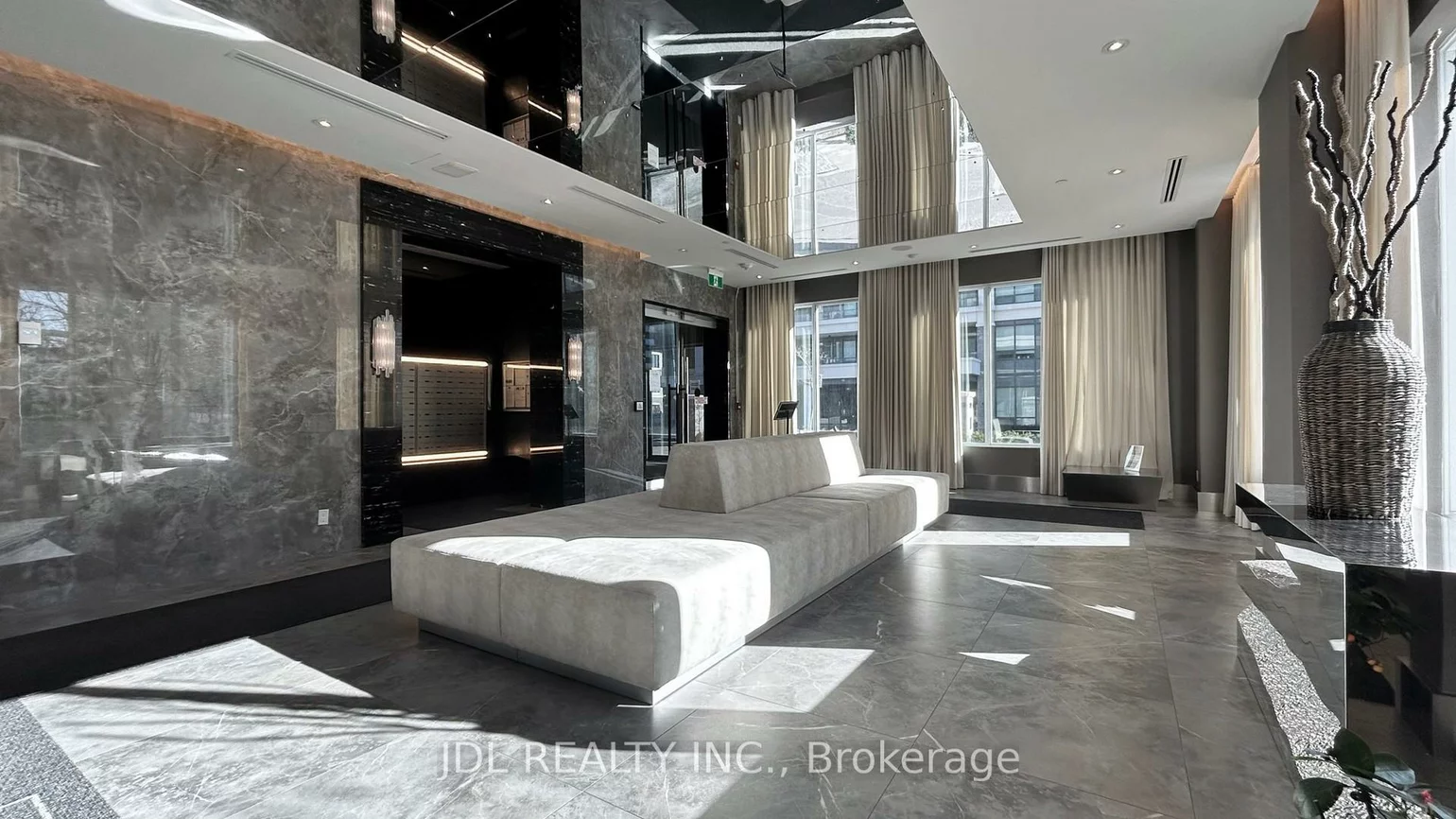 398, HIGHWAY 7, Doncrest, Richmond Hill