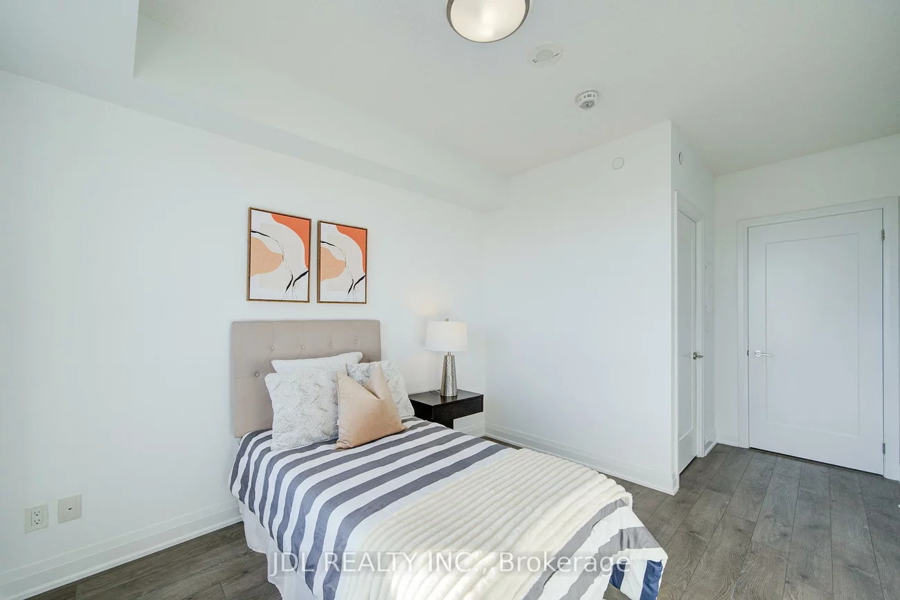 398, HIGHWAY 7, Doncrest, Richmond Hill