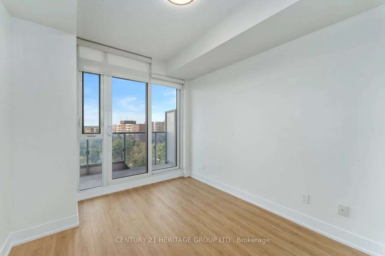 9471, Yonge, Observatory, Richmond Hill