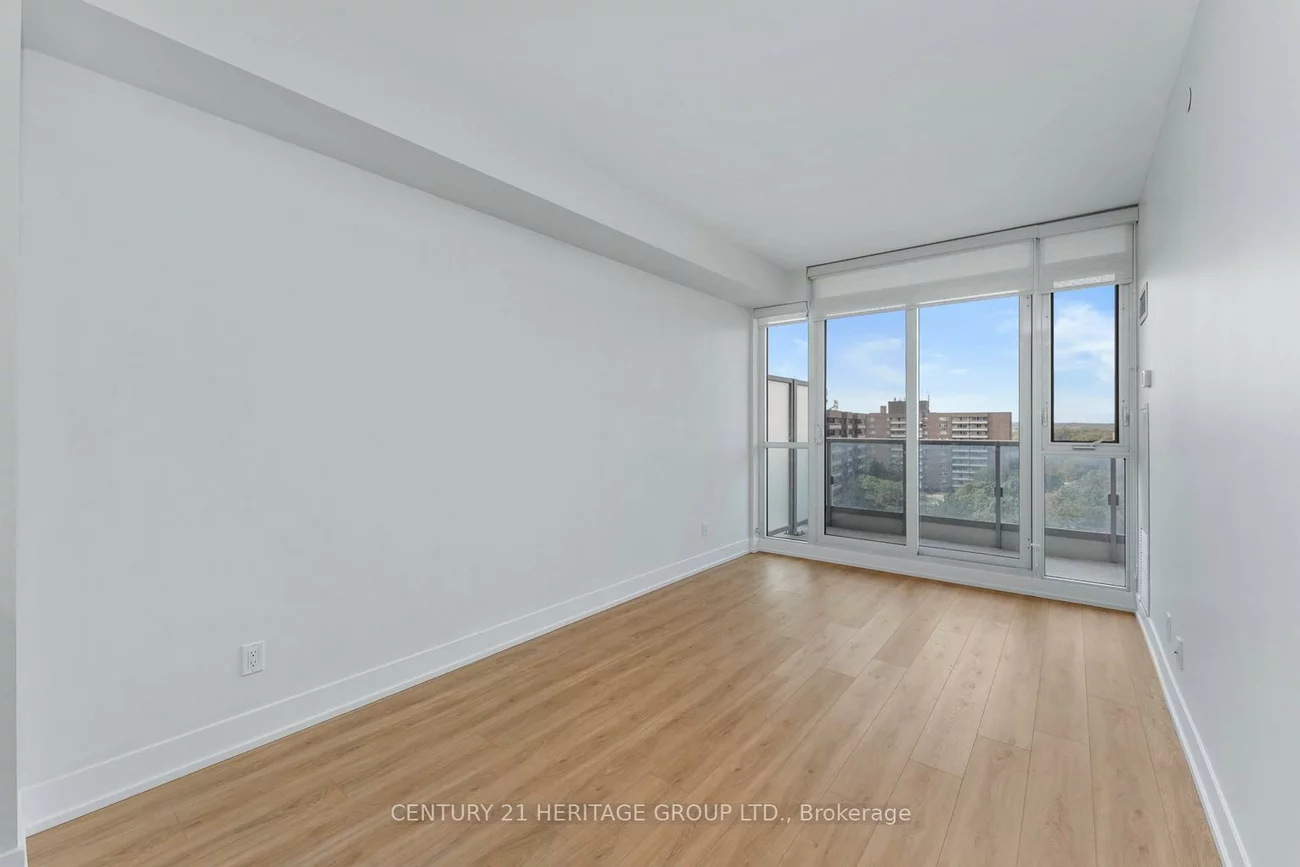 9471, Yonge, Observatory, Richmond Hill