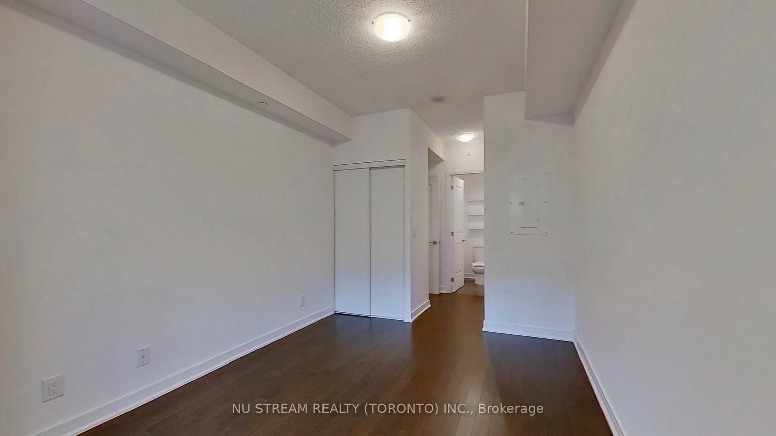 9201, Yonge, Langstaff, Richmond Hill