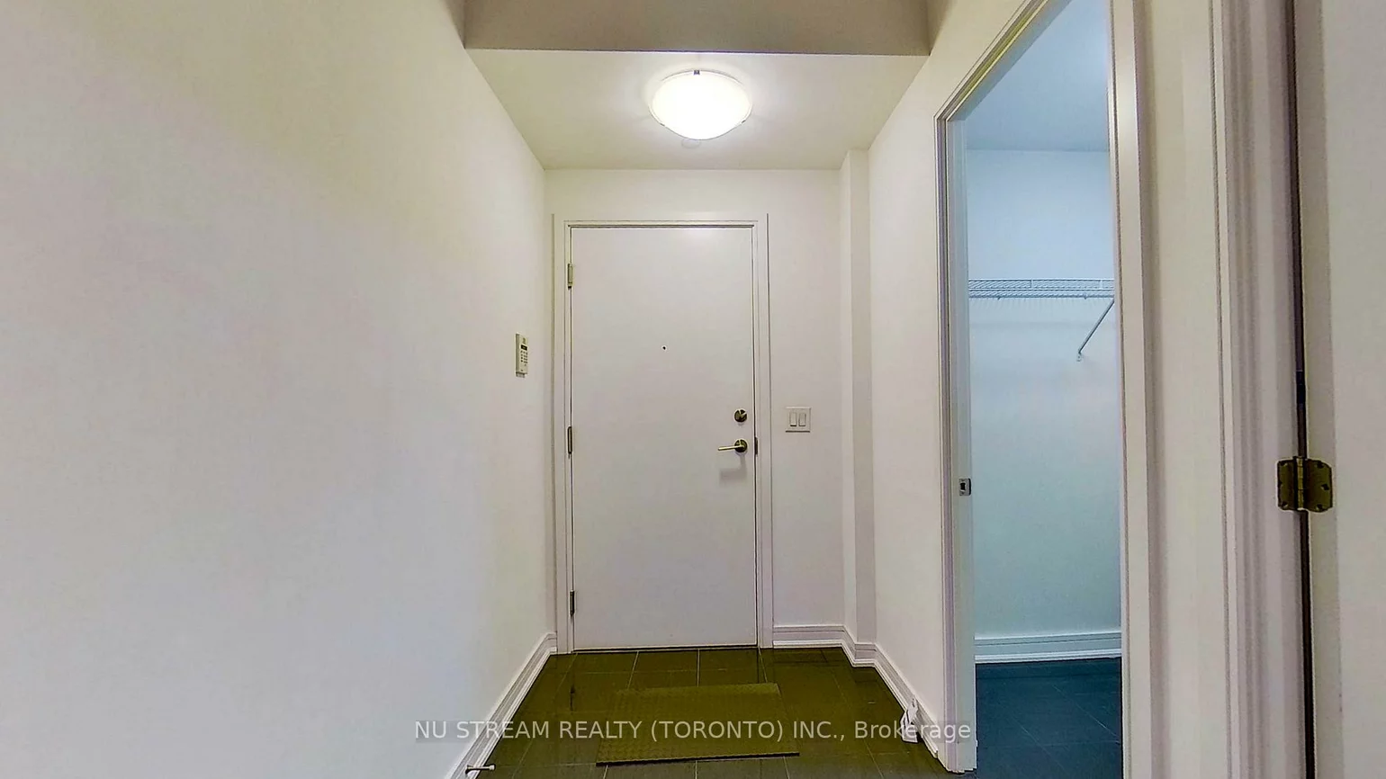 9201, Yonge, Langstaff, Richmond Hill