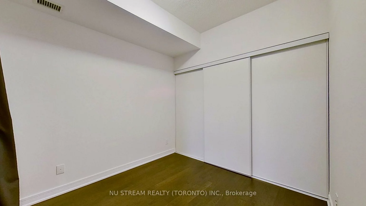 9201, Yonge, Langstaff, Richmond Hill