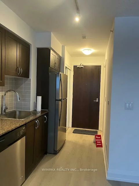 370, Highway 7, Doncrest, Richmond Hill