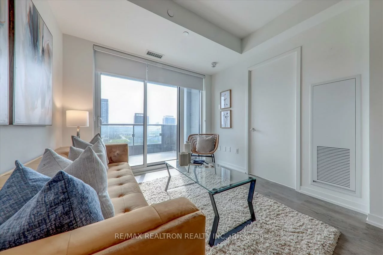 8868, Yonge, South Richvale, Richmond Hill