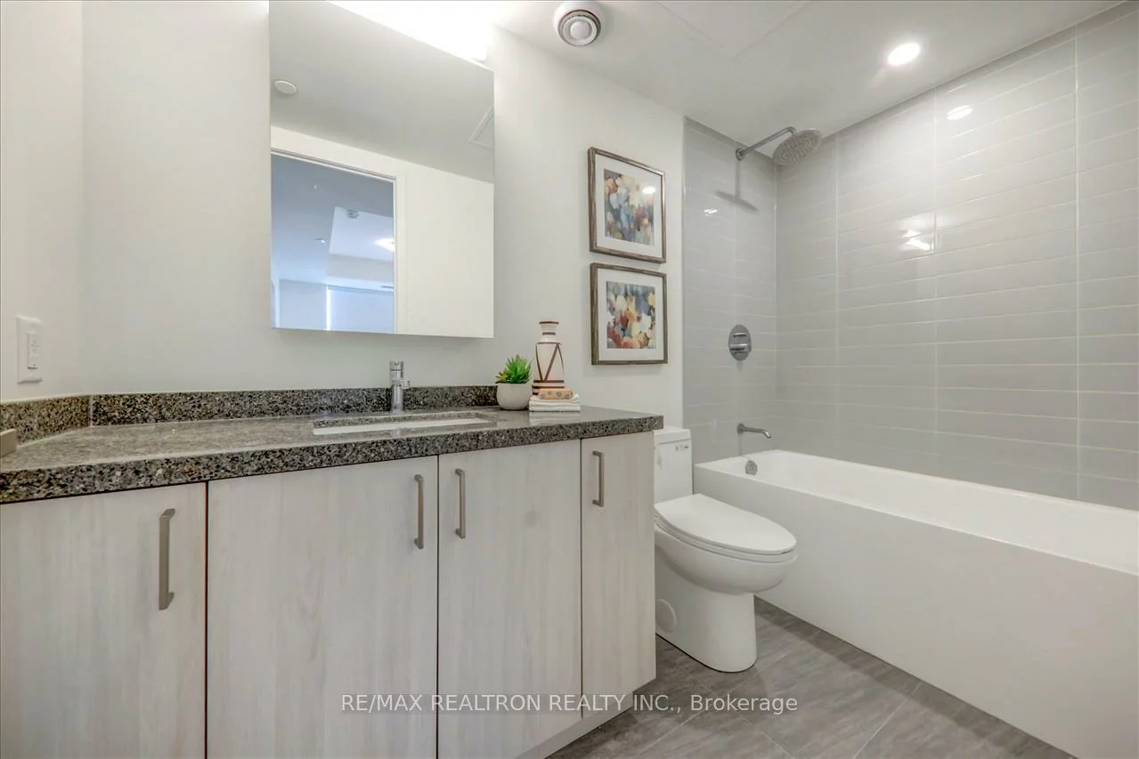 8868, Yonge, South Richvale, Richmond Hill