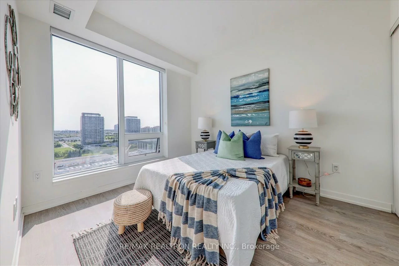 8868, Yonge, South Richvale, Richmond Hill