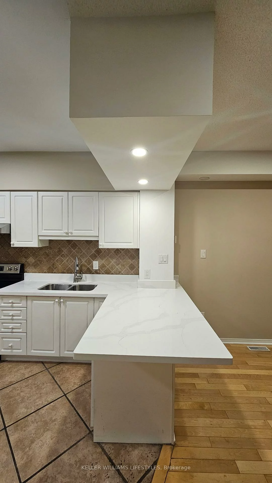 23, Observatory, Harding, Richmond Hill