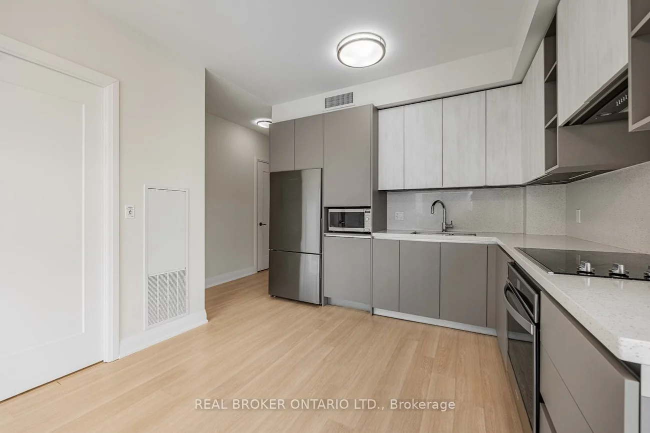 398, Highway 7, Doncrest, Richmond Hill