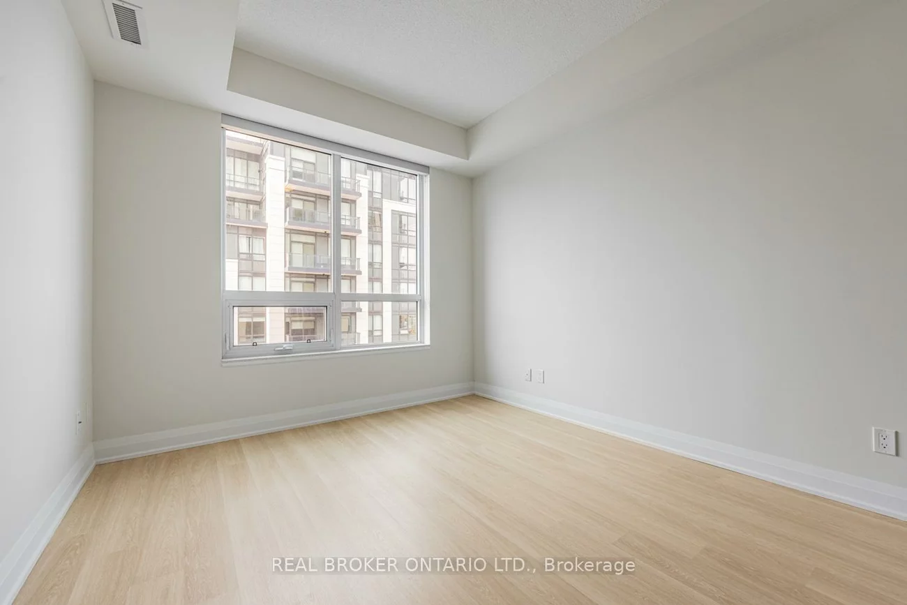 398, Highway 7, Doncrest, Richmond Hill