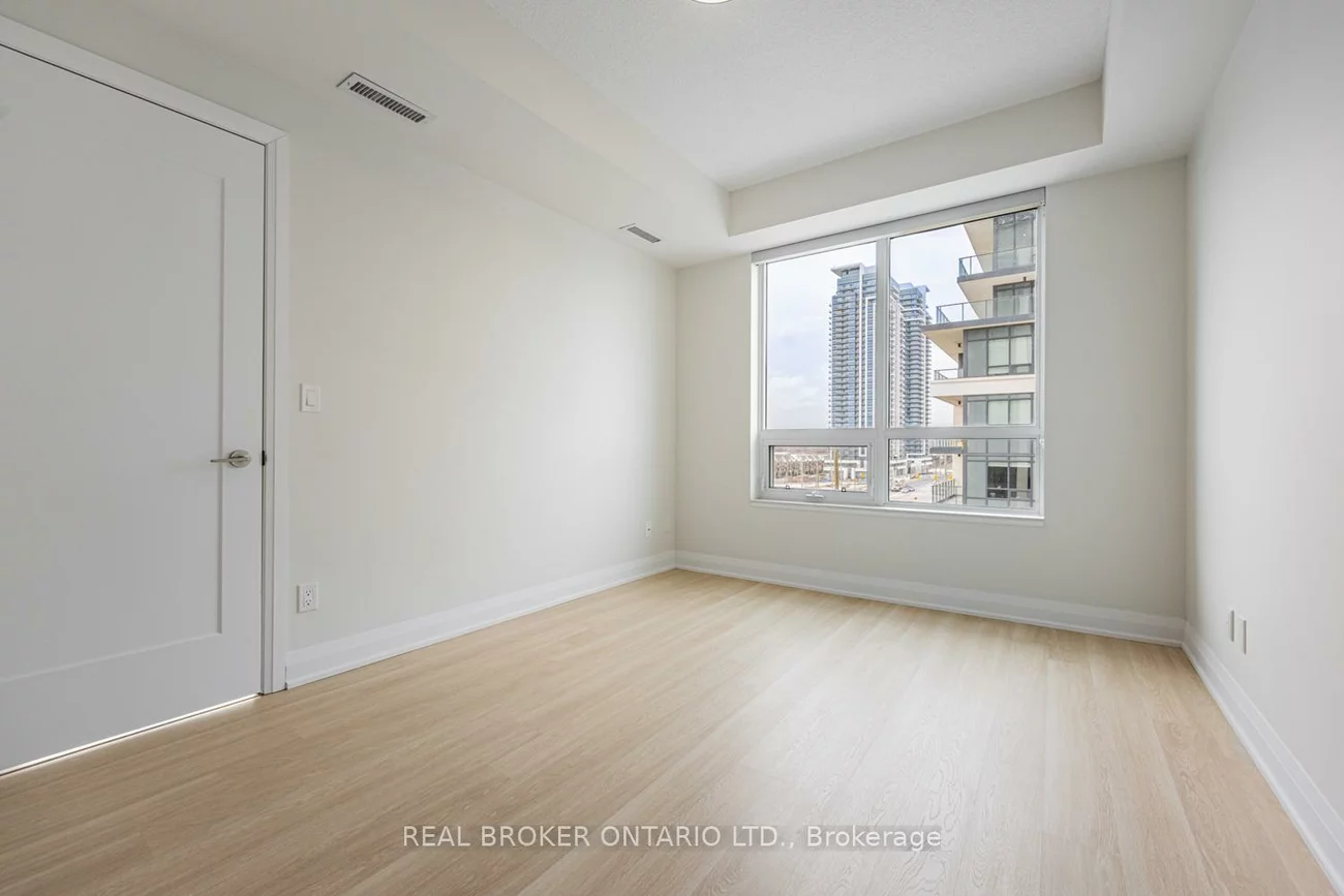 398, Highway 7, Doncrest, Richmond Hill