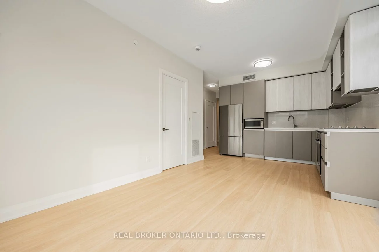 398, Highway 7, Doncrest, Richmond Hill