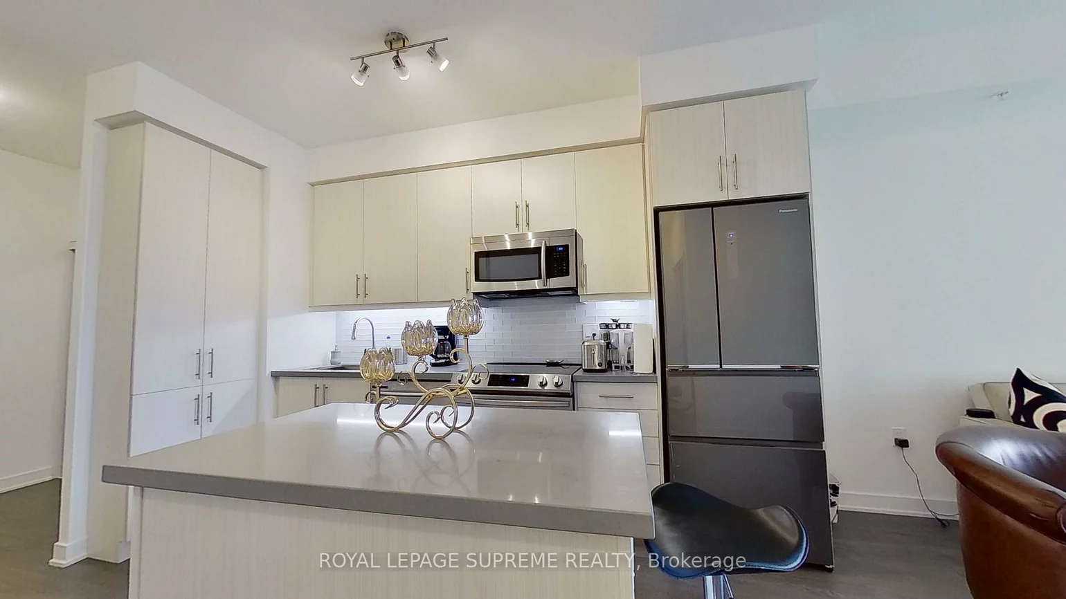 75, Oneida, Langstaff, Richmond Hill