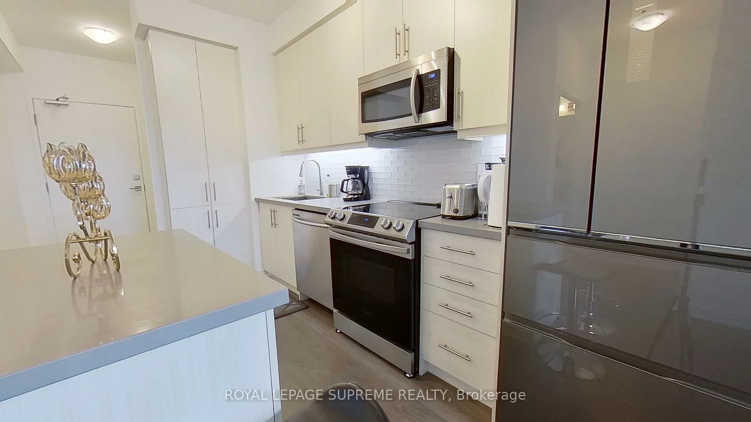 75, Oneida, Langstaff, Richmond Hill