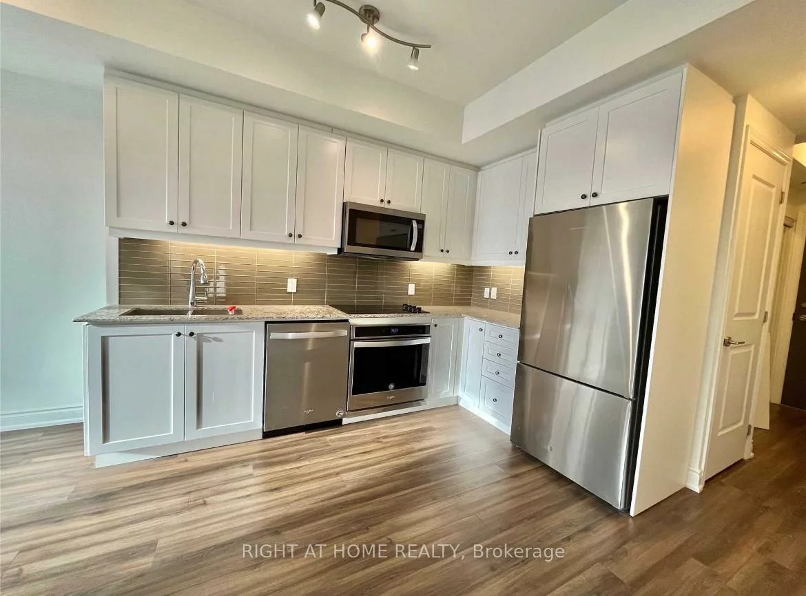 9618, Yonge, North Richvale, Richmond Hill