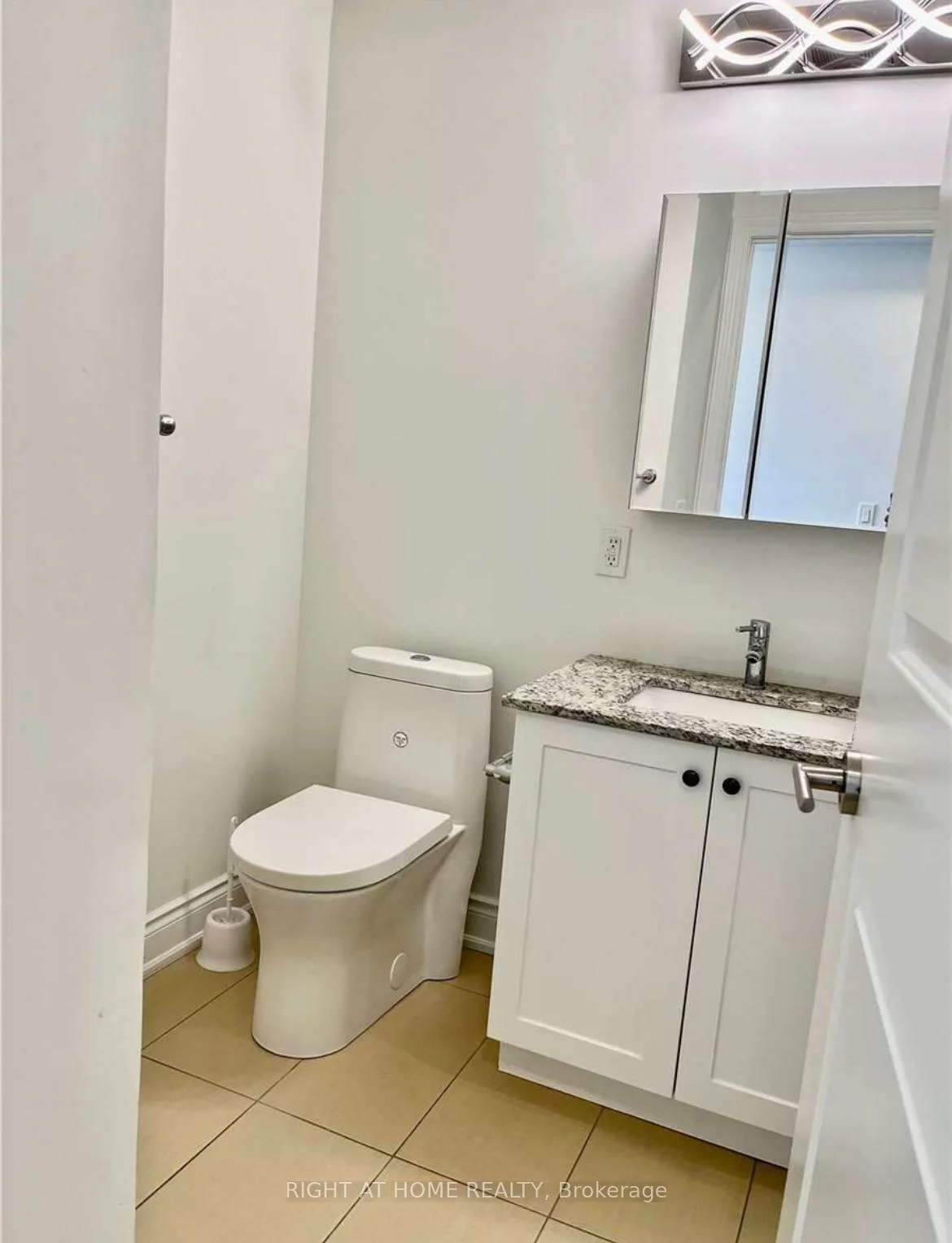 9618, Yonge, North Richvale, Richmond Hill