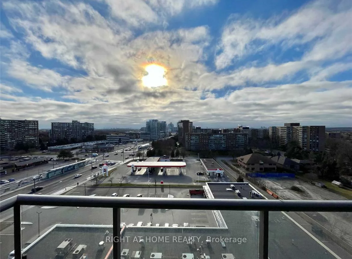 9618, Yonge, North Richvale, Richmond Hill