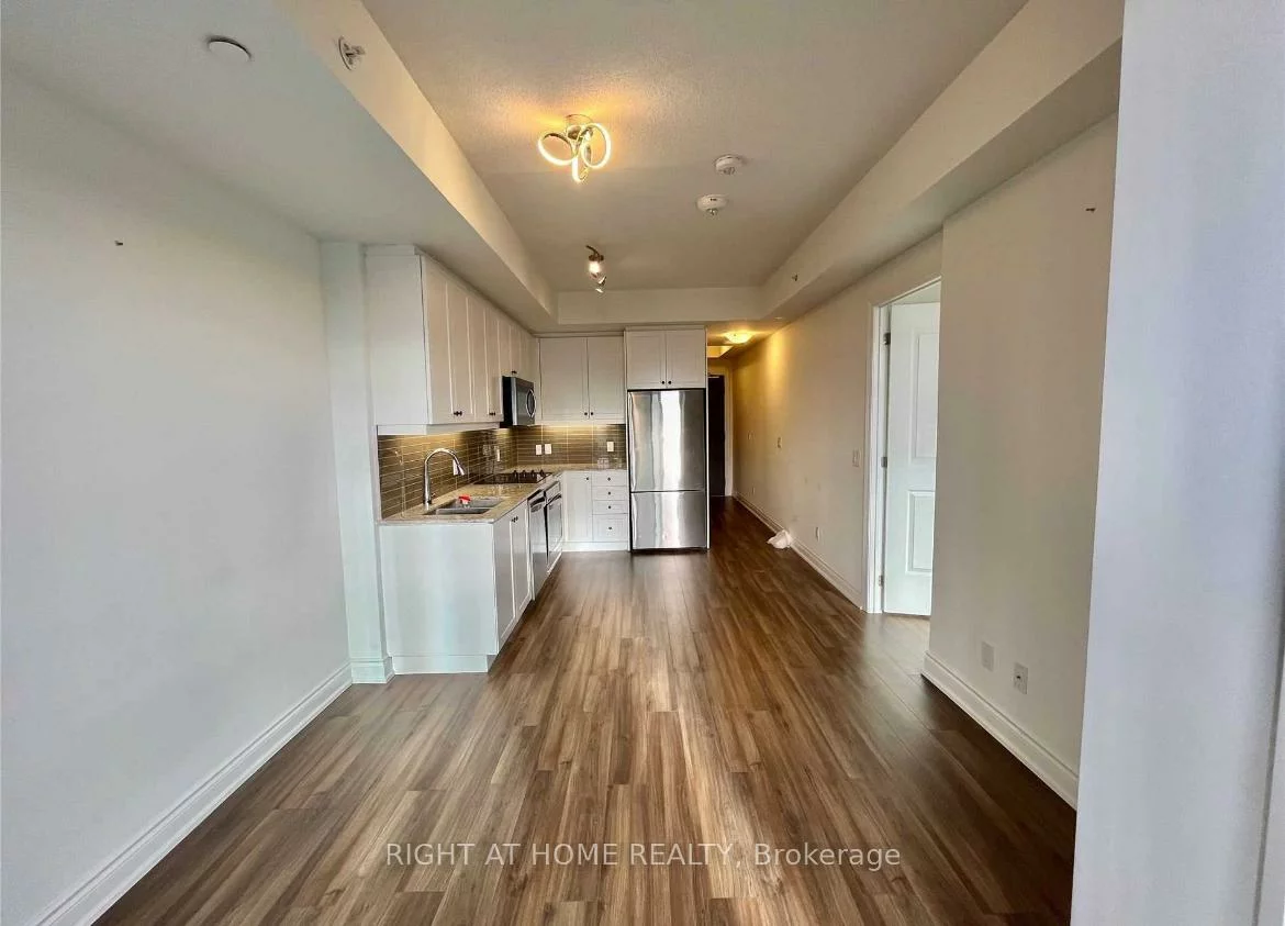 9618, Yonge, North Richvale, Richmond Hill