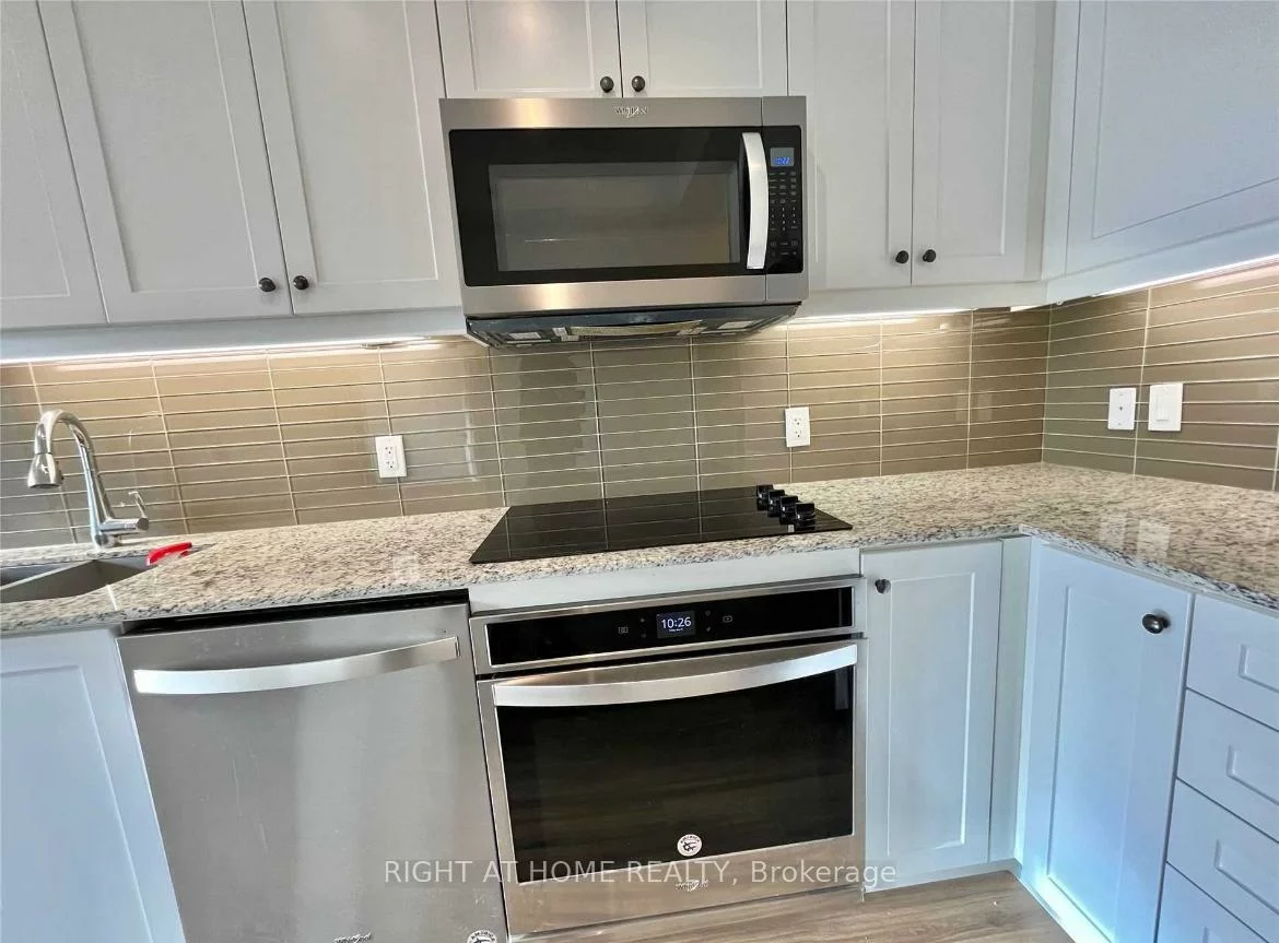 9618, Yonge, North Richvale, Richmond Hill