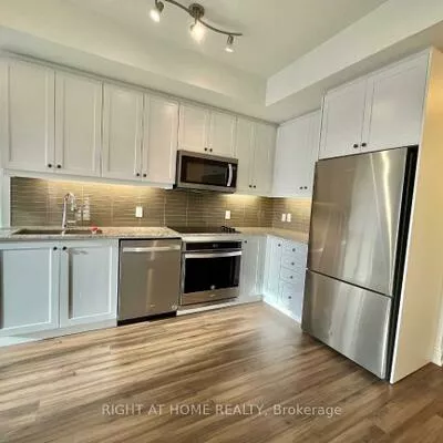 9618, Yonge, North Richvale, Richmond Hill