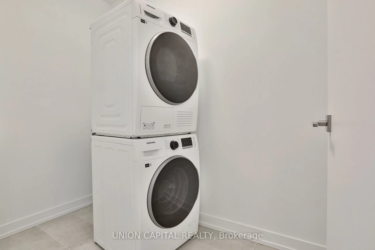 2, Red Squirrel, Rural Richmond Hill, Richmond Hill